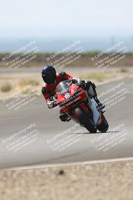 media/Sep-20-2025-TrackDaz (Sat) [[27f0cde673]]/A Group/2pm (Turn 9)/